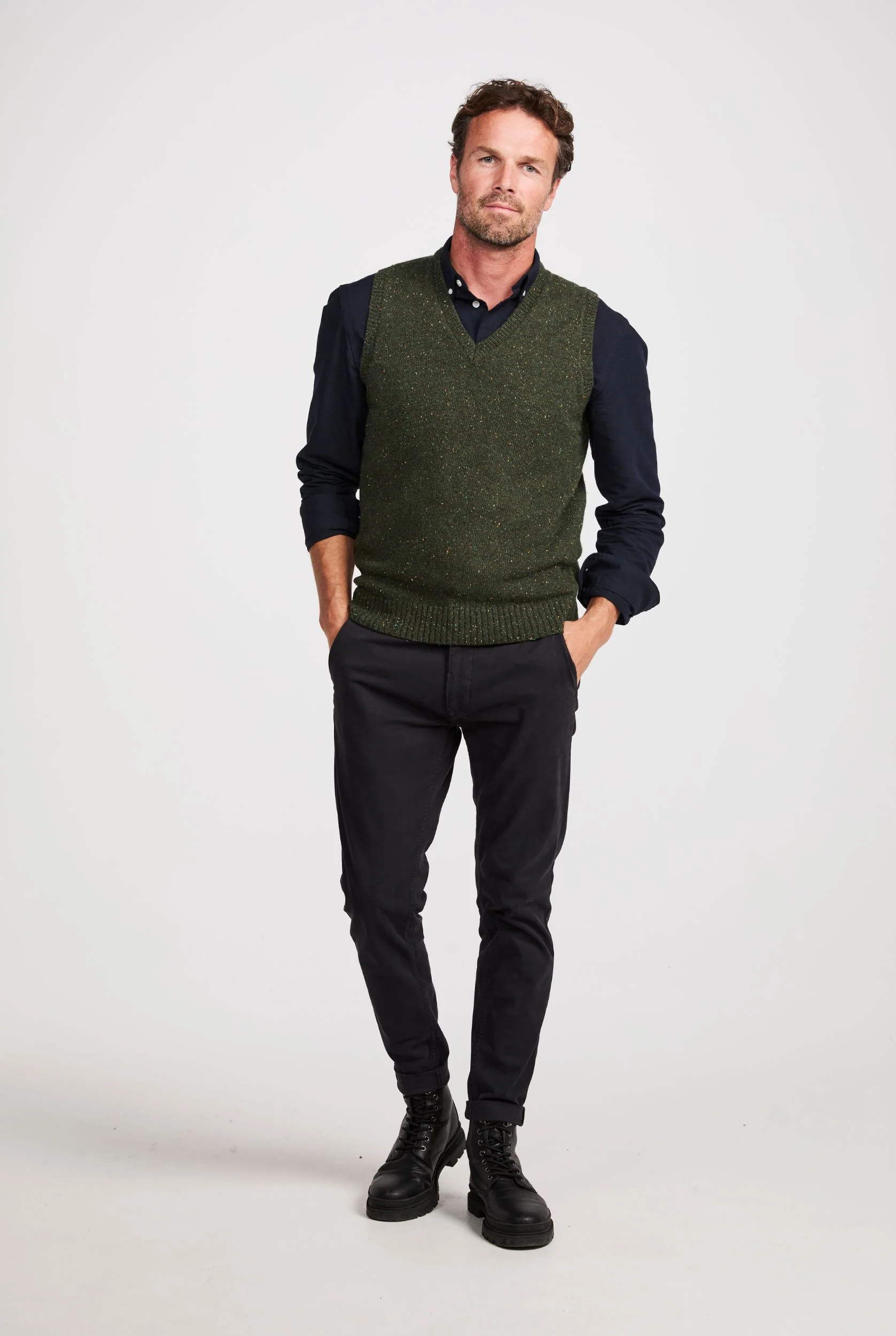 Roonagh Men's Aran Nepped V-Neck Vest - Green - Image 3